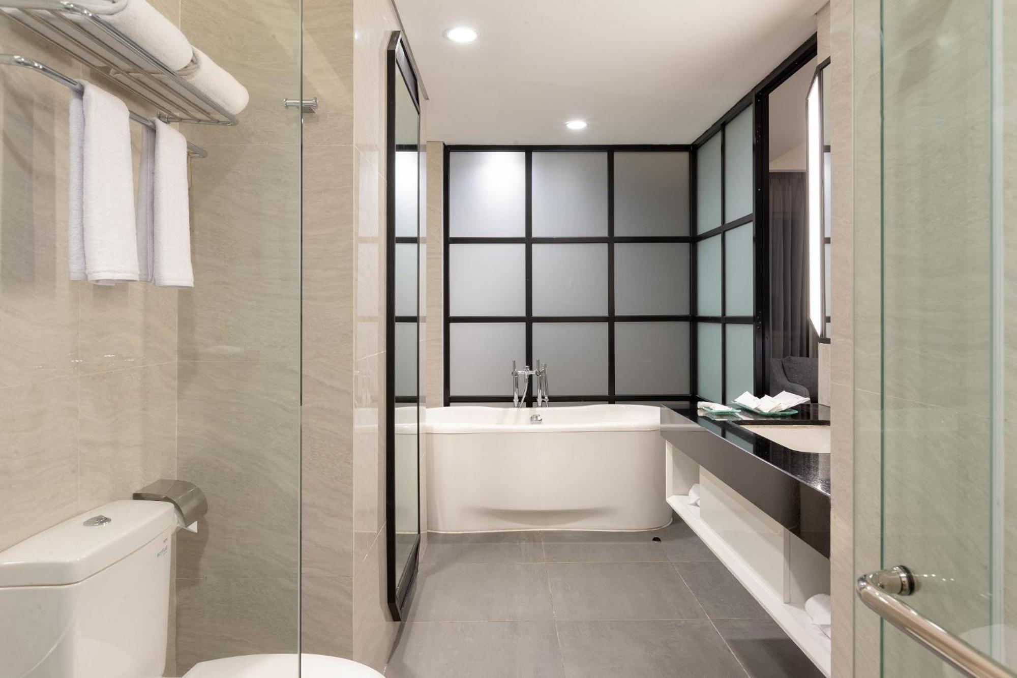 Hotel Santika Pasir Koja Bandung Luaran gambar